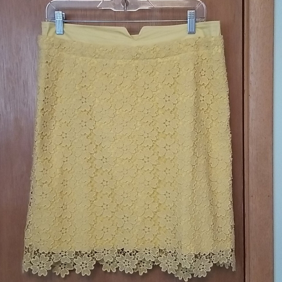 Anthropologie Elevenses Yellow Floral Lace Skirt sz 10 - Picture 1 of 6